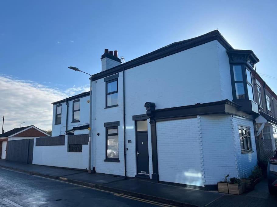 The Seaside Snug Villa Cleethorpes Bagian luar foto